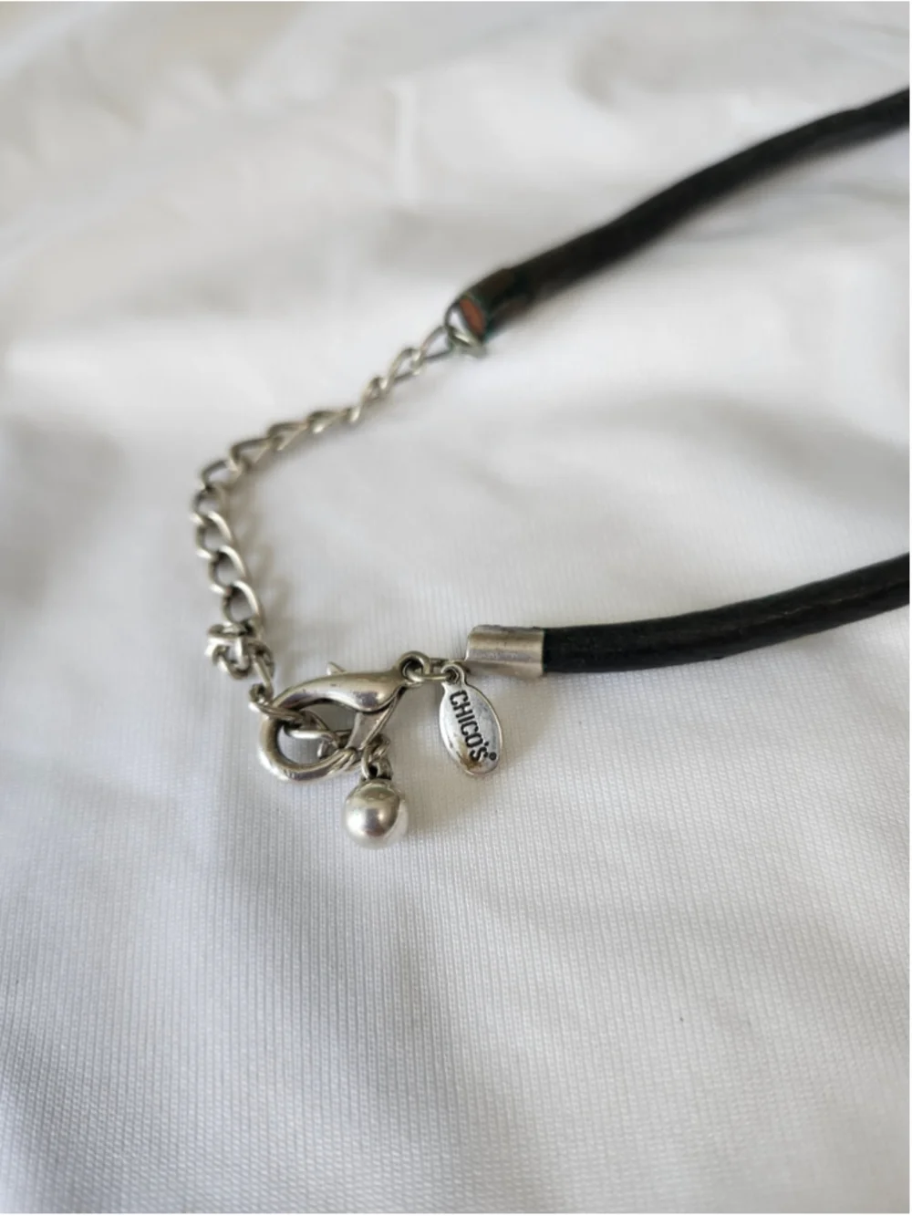 Women's Chico's Necklace One Size Black Beige Gecko Pendant